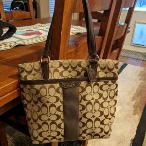 Over the shoulder Coach purse!